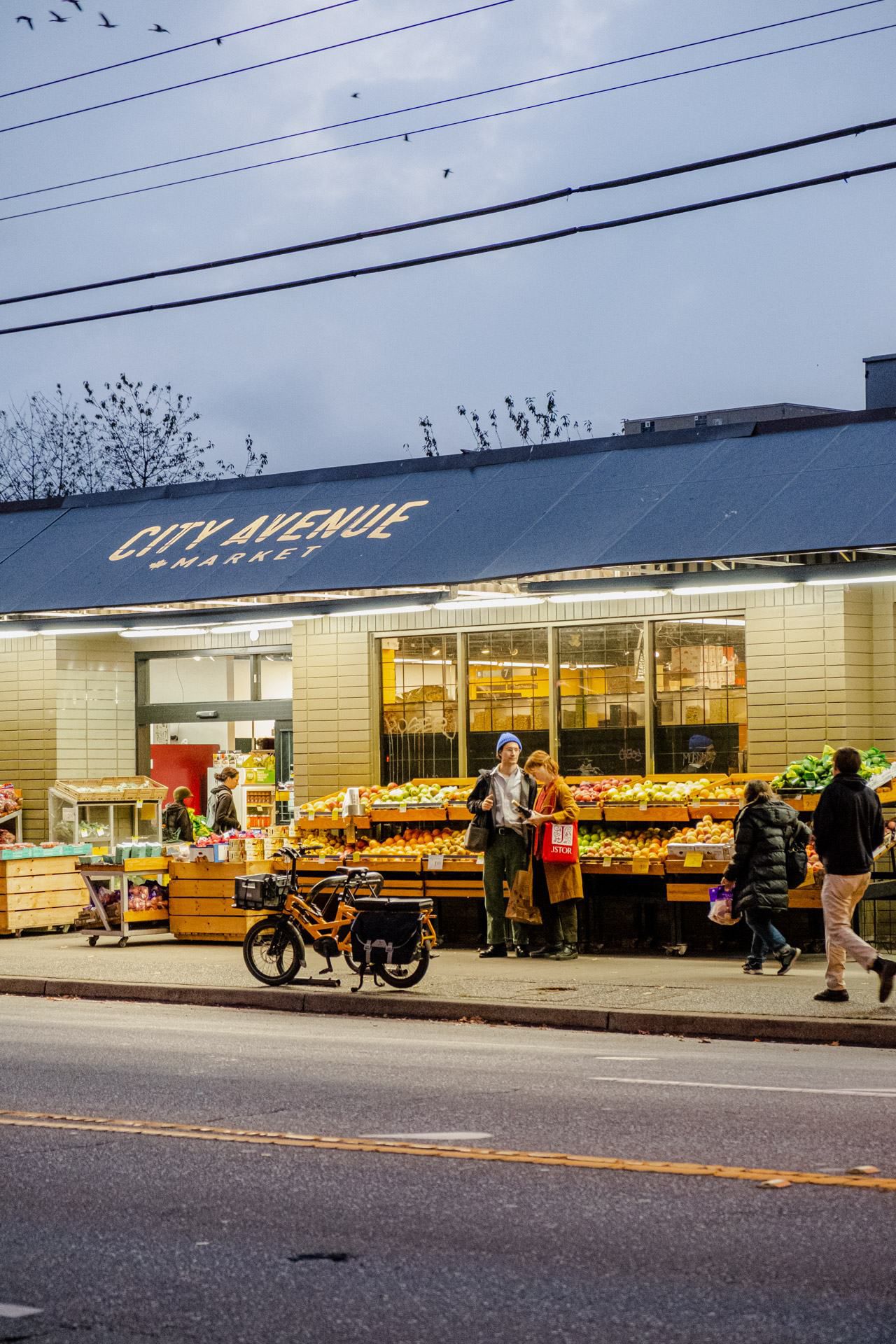 Neighbourhood grocery